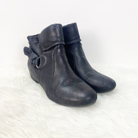 Baretraps 8.5 M Womens Black Leather Saydie Zip-up Ankle Booties - Picture 1 of 8